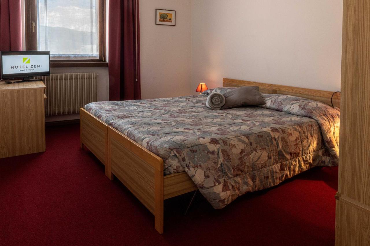 Hotel Zeni Брентонико Экстерьер фото